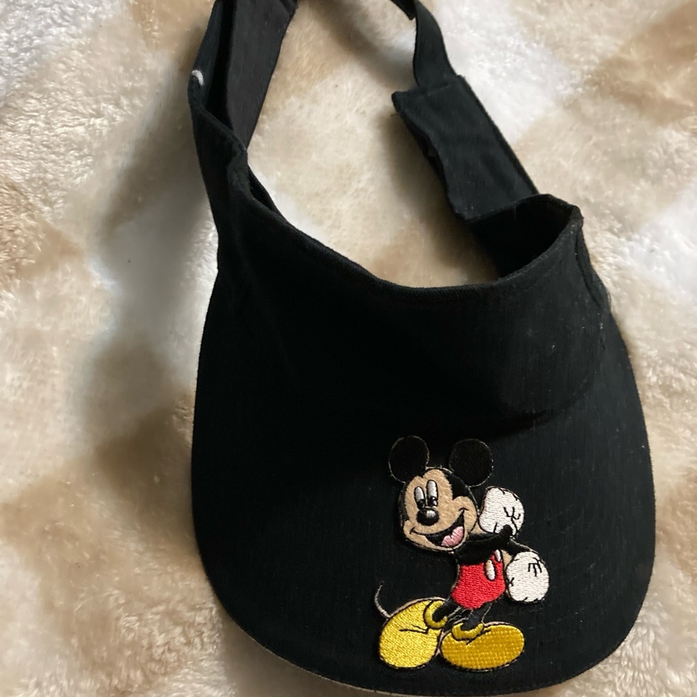 Mickey Mouse bag & sun visor. Bag 14" x 14". Good condition - Picture 6 of 8